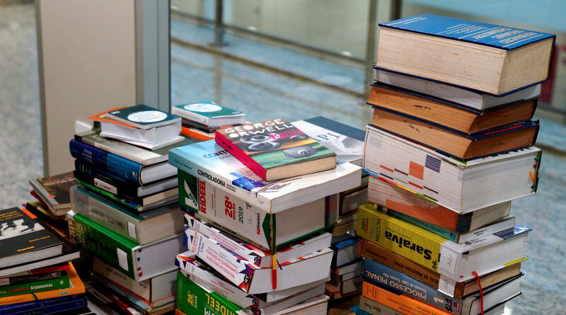 Campanha de doação de livros da Procuradoria Especial da Mulher