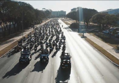Ao longo de dez dias, a chamada Cidade da Moto recebe cerca de 800 mil visitantes, mais de 350 mil motocicletas e aproximadamente 1,8 mil motoclubes vindos de diversas regiões do Brasil e do exterior | Foto: Divulgação