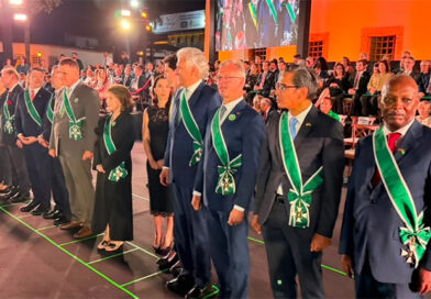 Daniel Vilela entrega Ordem do Mérito Anhanguera a Embaixadas parceiras de Goiás
