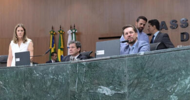 Plenário aprova realização de sessões exclusivamente às terças e quartas-feiras
