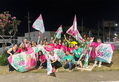 Drª Zeli intensifica campanha com grande adesivaço nas ruas de Valparaíso