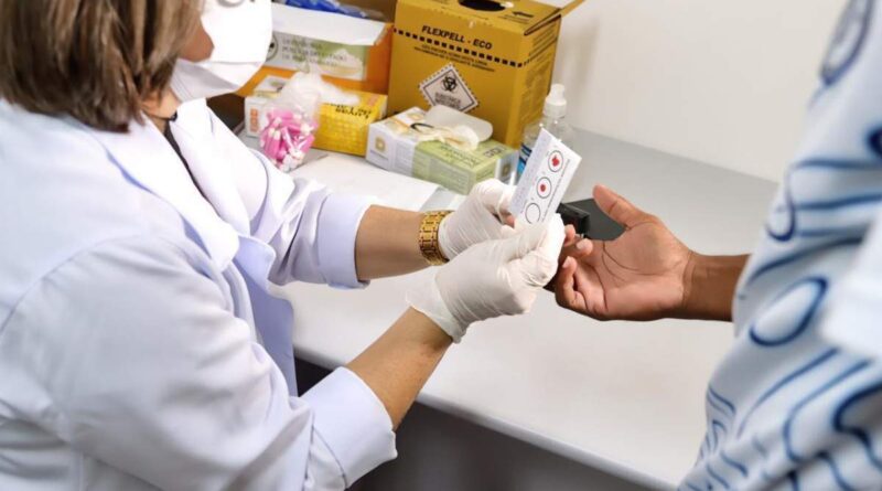 Famílias de pessoas desaparecidas podem fazer coleta gratuita de DNA em 342 postos