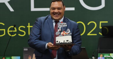 Câmara Municipal celebra aniversário do presidente da Casa de Leis