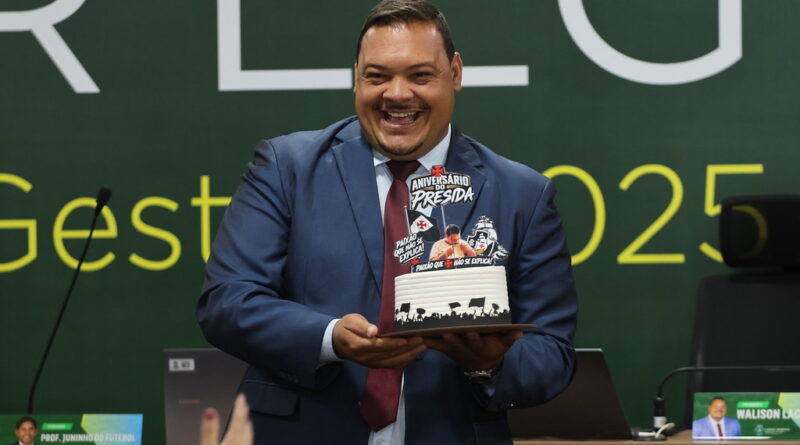 Câmara Municipal celebra aniversário do presidente da Casa de Leis
