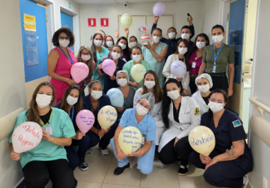 Equipe celebra o sucesso do primeiro transplante de medula óssea feito no Hospital de Base