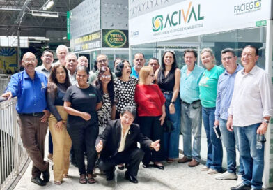 ACIVAL promove café da manhã e fortalece oportunidades para empresários