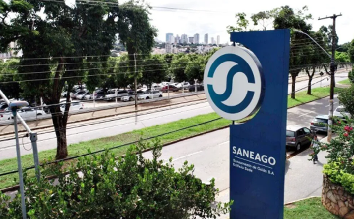 Saneago alerta para golpe no WhatsApp com envio de boletos falsos; veja os canais oficiais