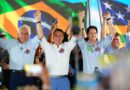 Caiado confirma apoio a Flávio Bolsonaro no 2º turno em ato com governadores reeleitos