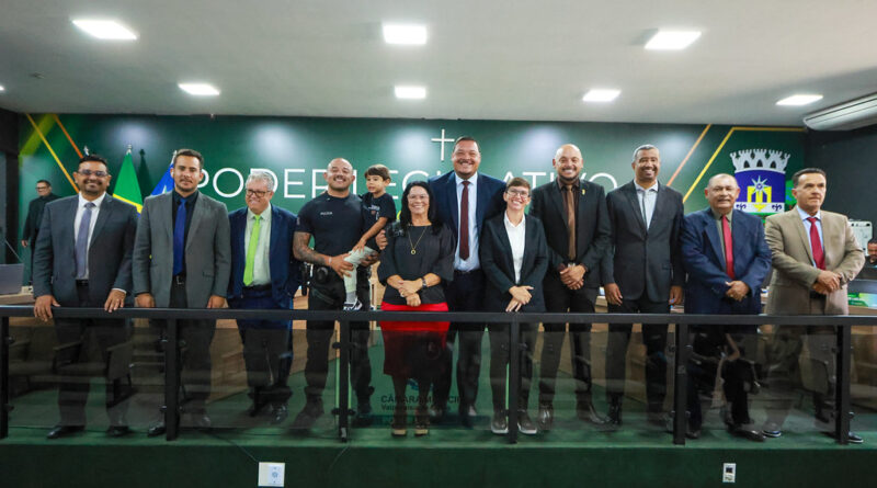 134ª Sessão Ordinária debate melhorias para os bairros e aprova projetos voltados ao serviço público