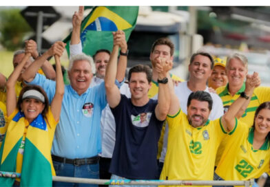 Daniel Vilela defende mudança ao participar de carreatas em apoio a Flávio Bolsonaro em Aparecida e Anápolis