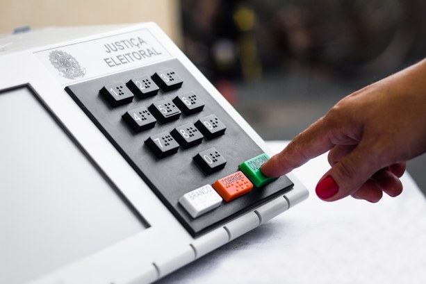 TRE registra 13 substituições de urnas eletrônicas em Goiás